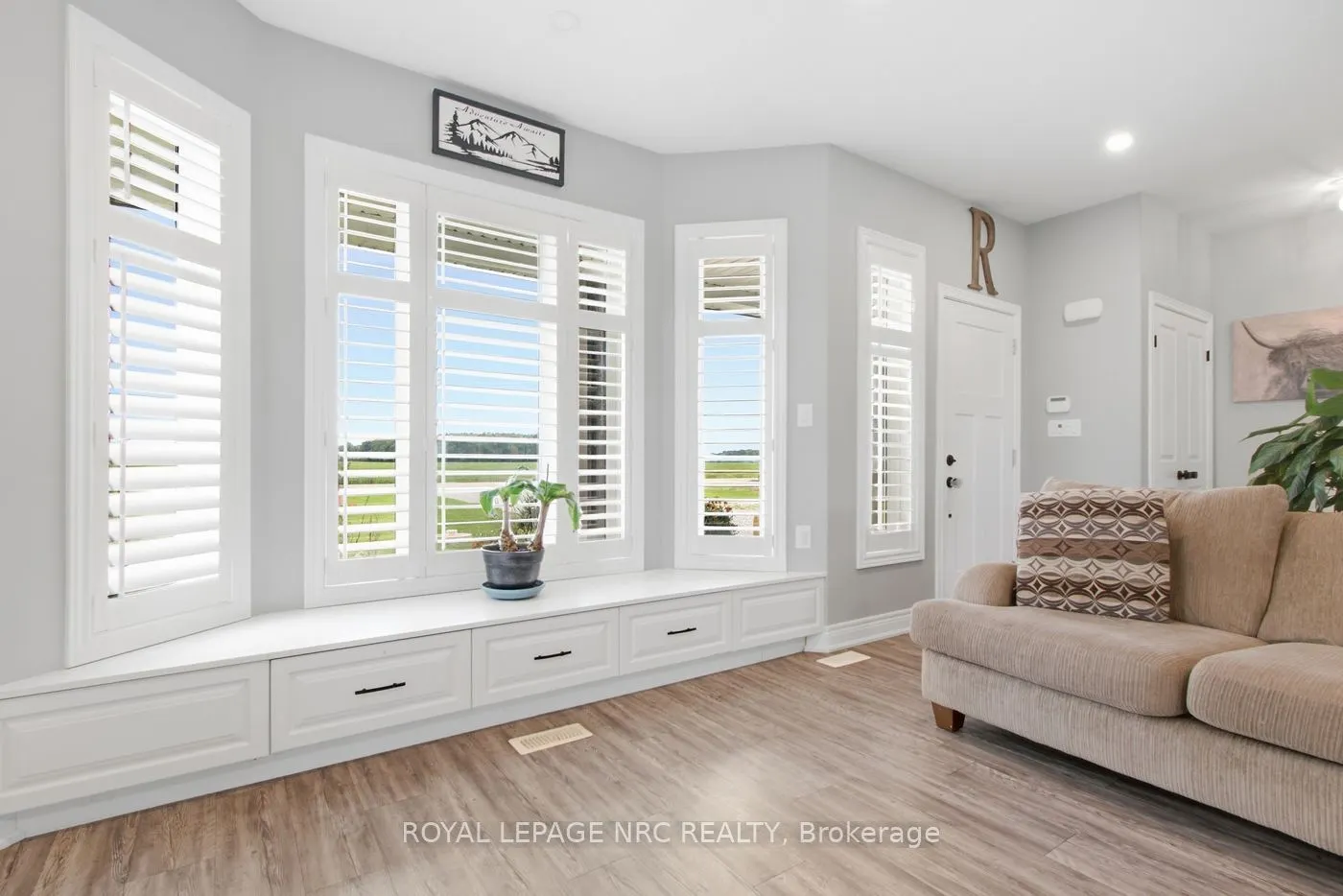 3711 WHITE Road