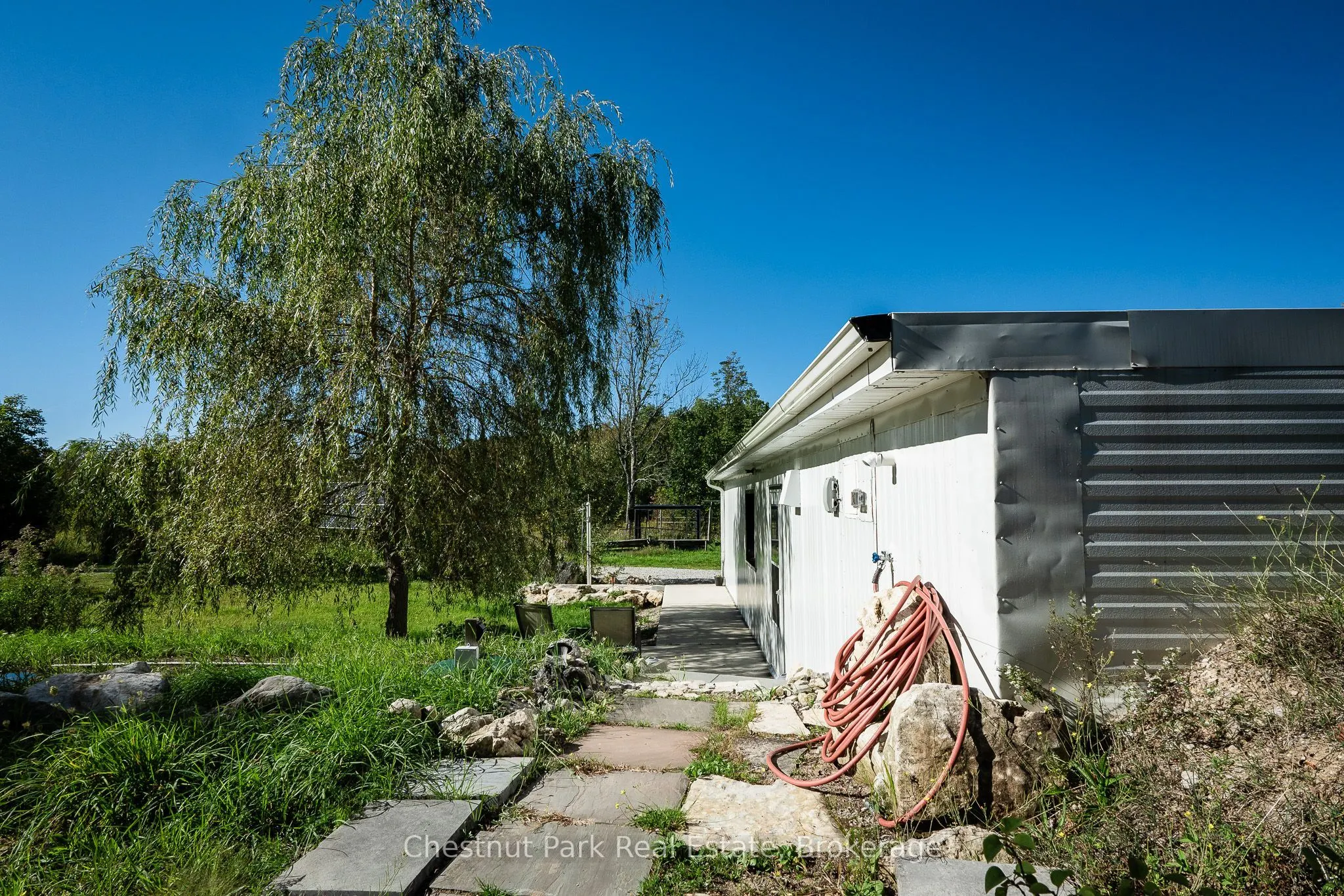 664 Bruce Road 9