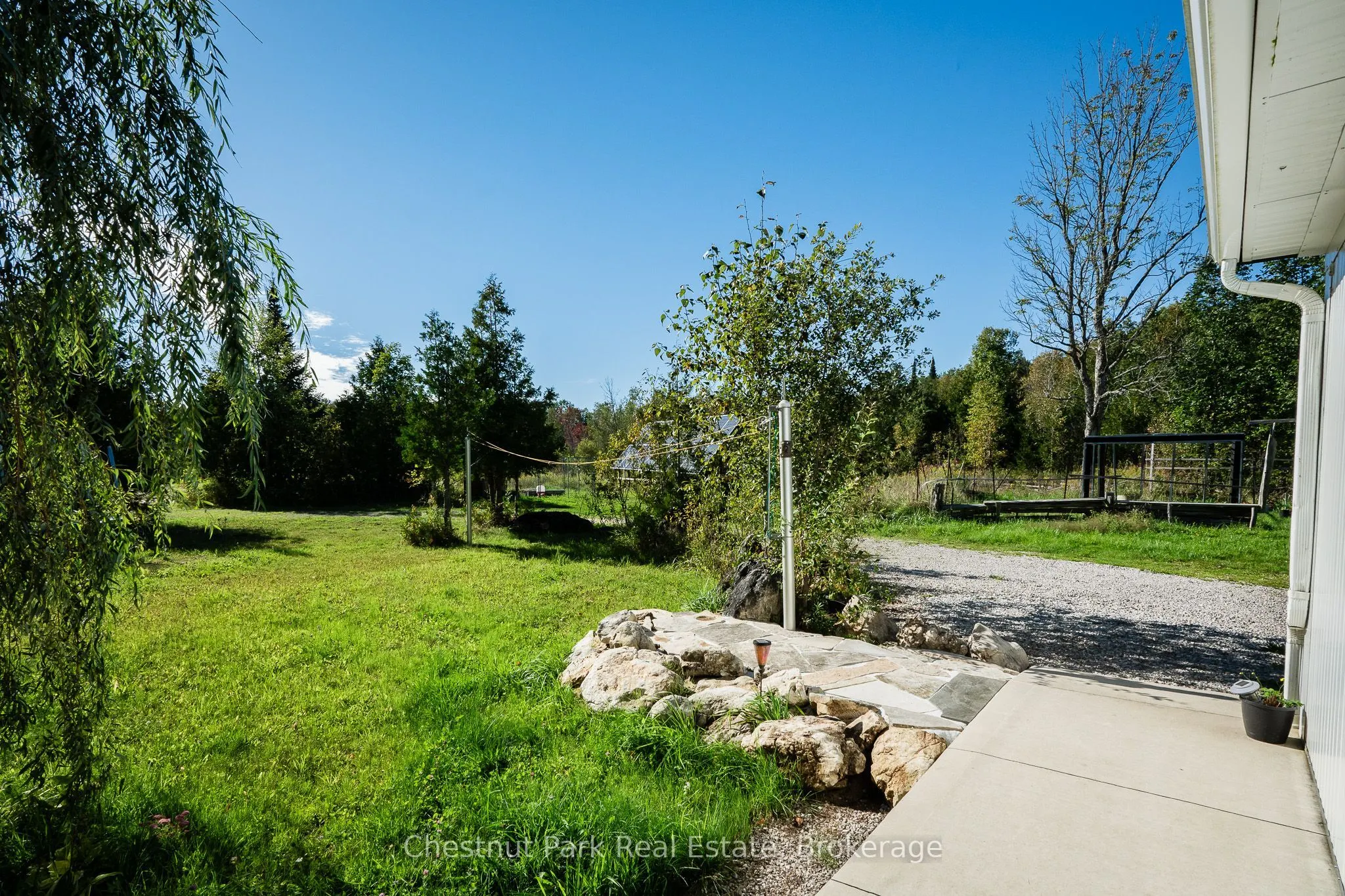 664 Bruce Road 9