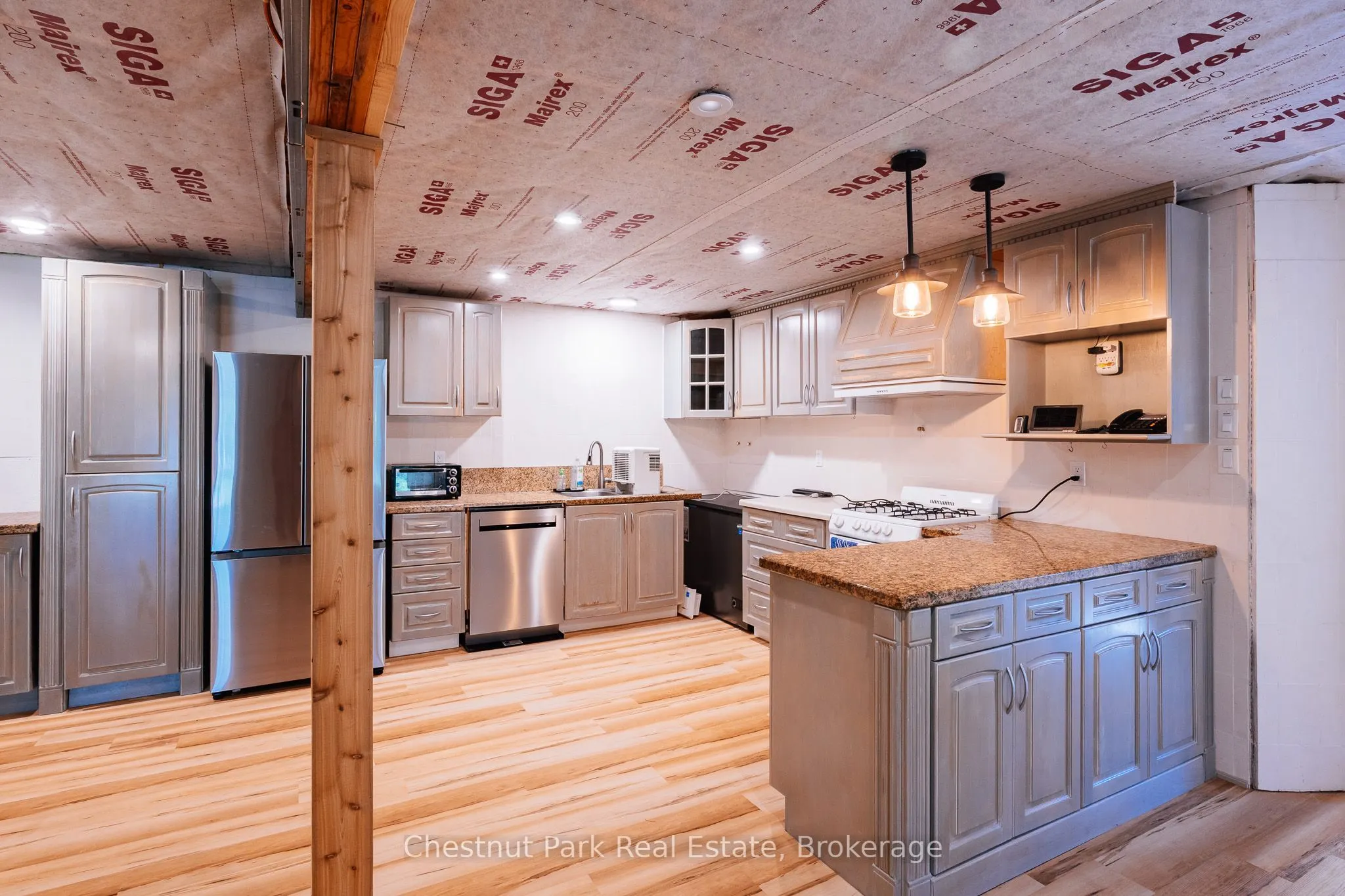 664 Bruce Road 9