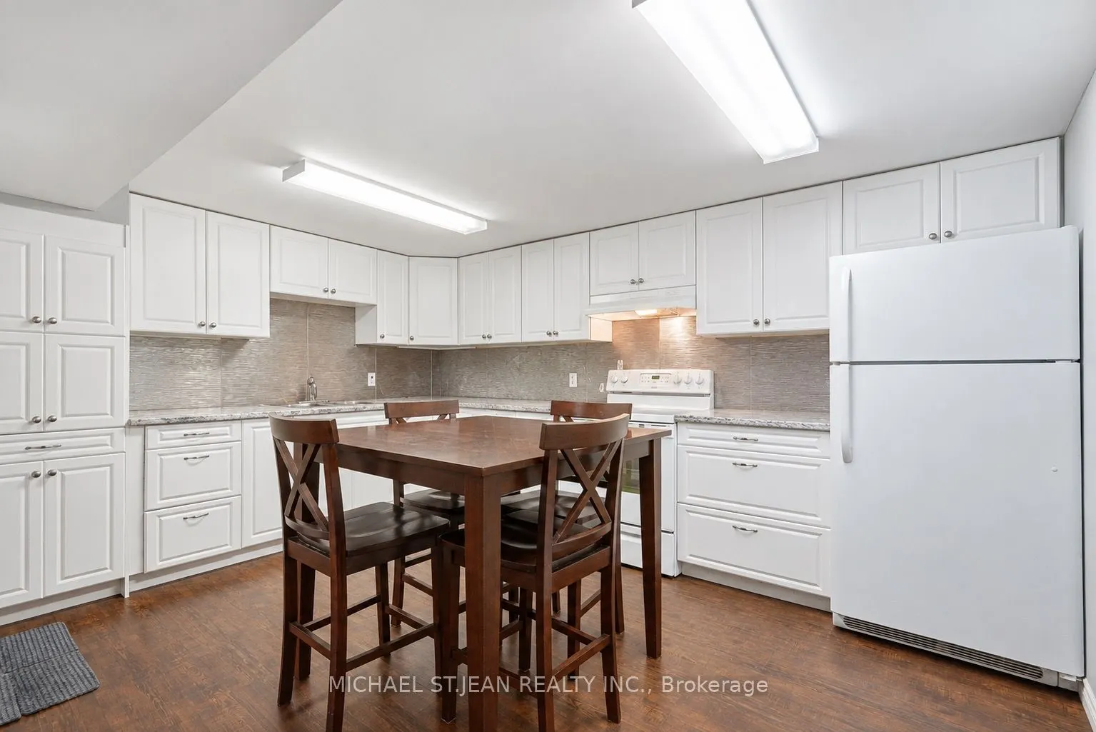 287 Santone Avenue