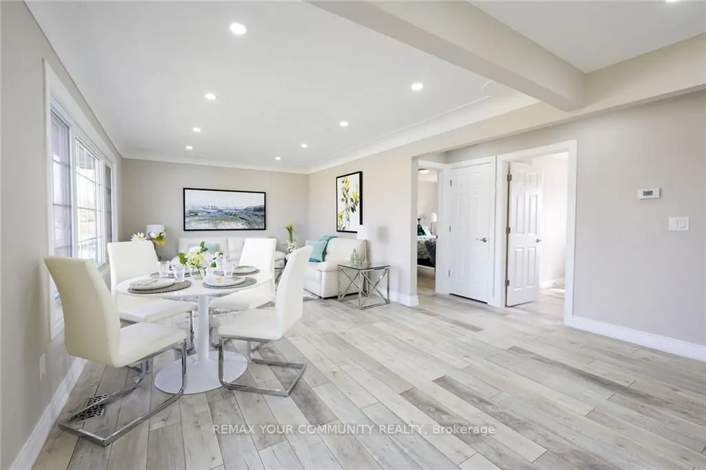 52 Elliott Avenue #Upper