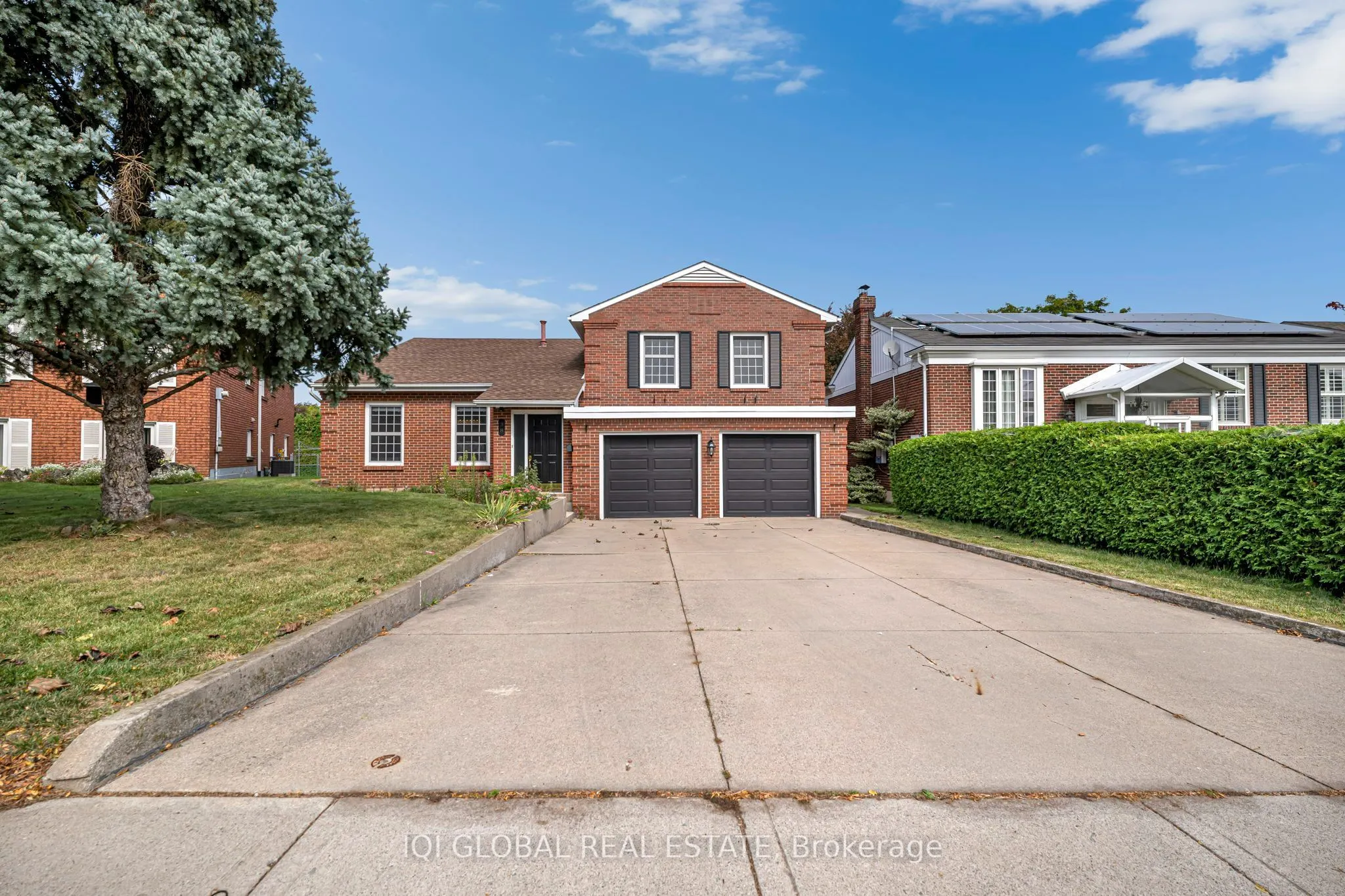 38 LECLAIRE Street