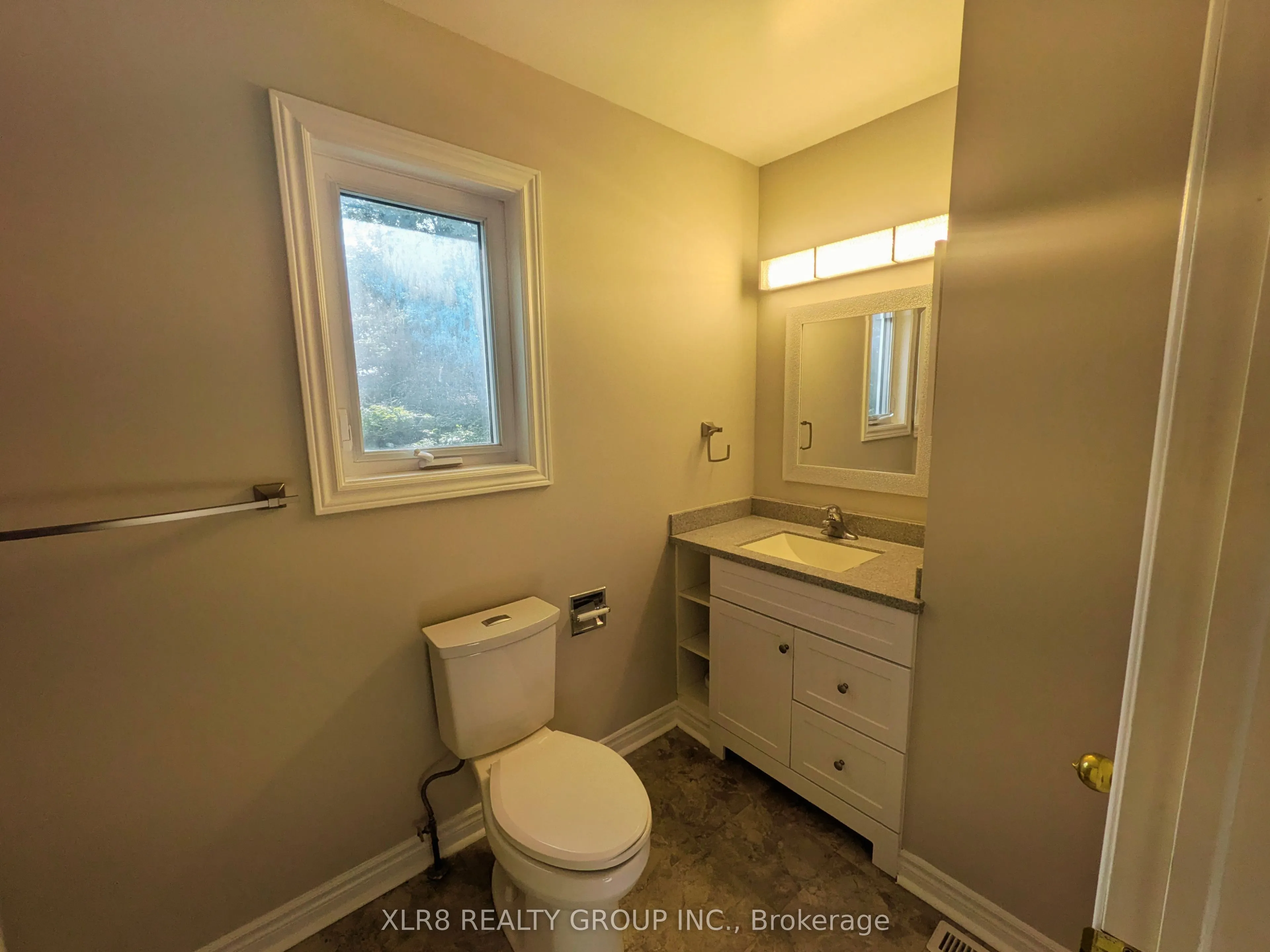 12 John Sidney Crescent