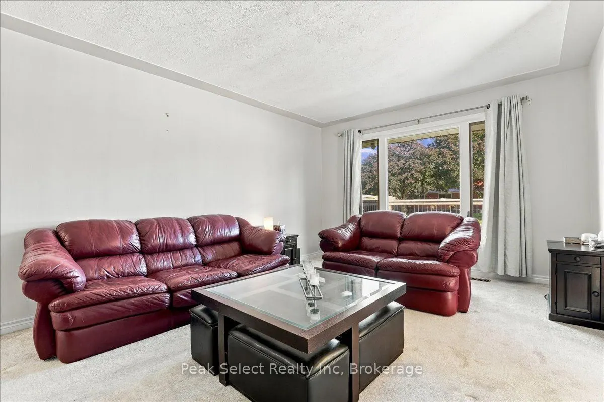 207 Byron Street