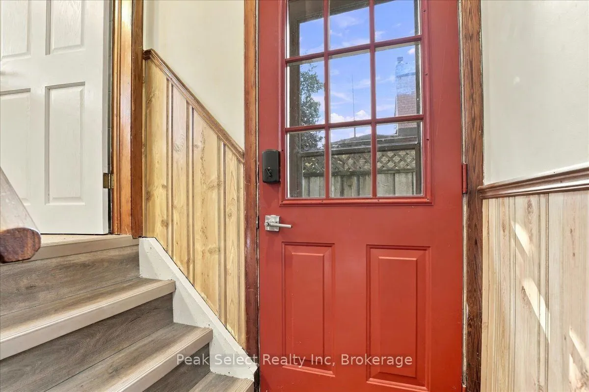 207 Byron Street