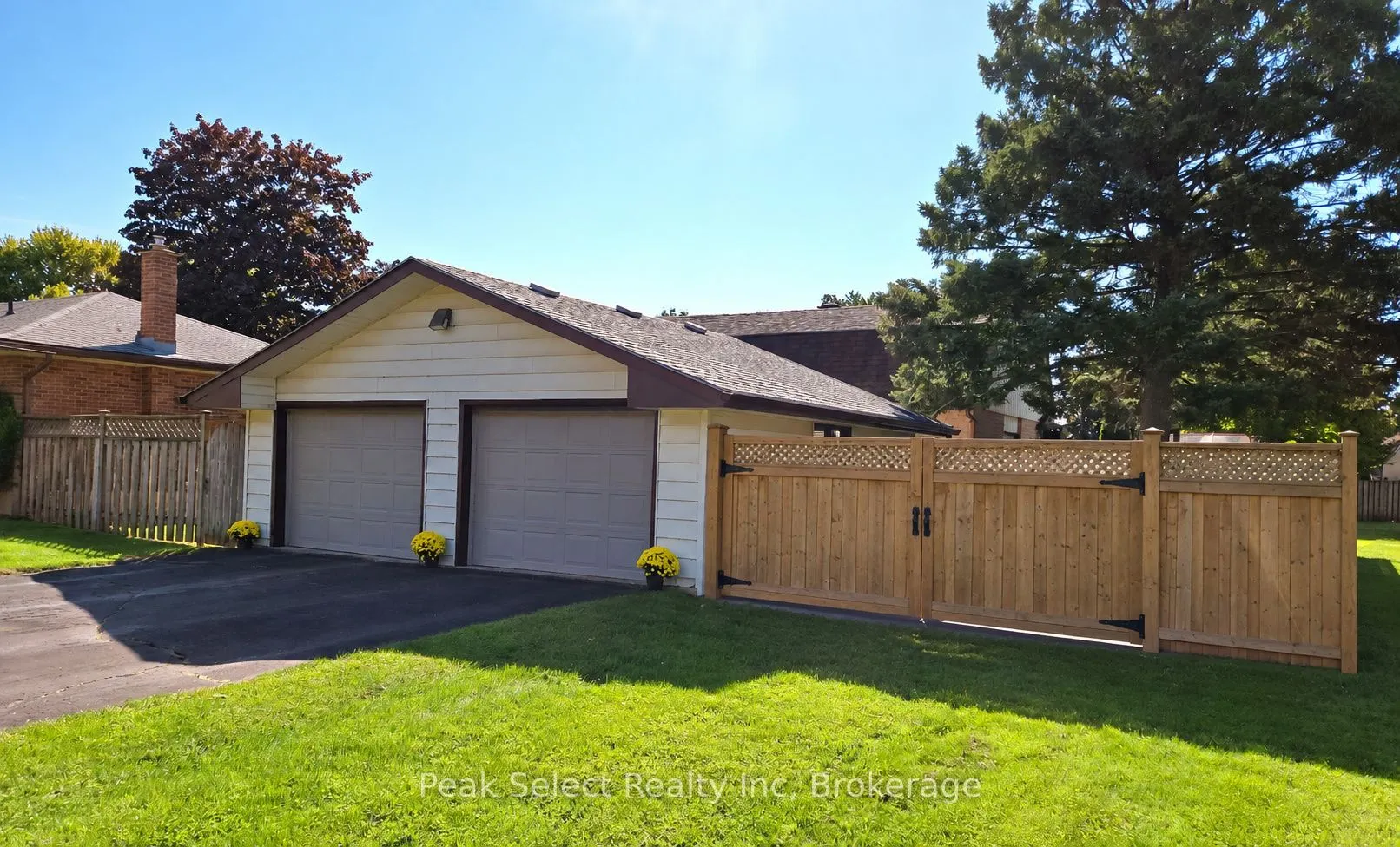 207 Byron Street