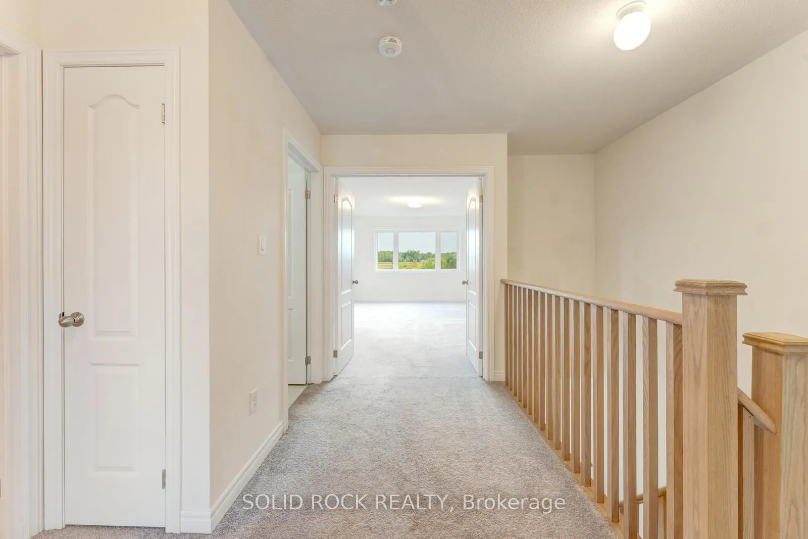 422 Krotz Street W
