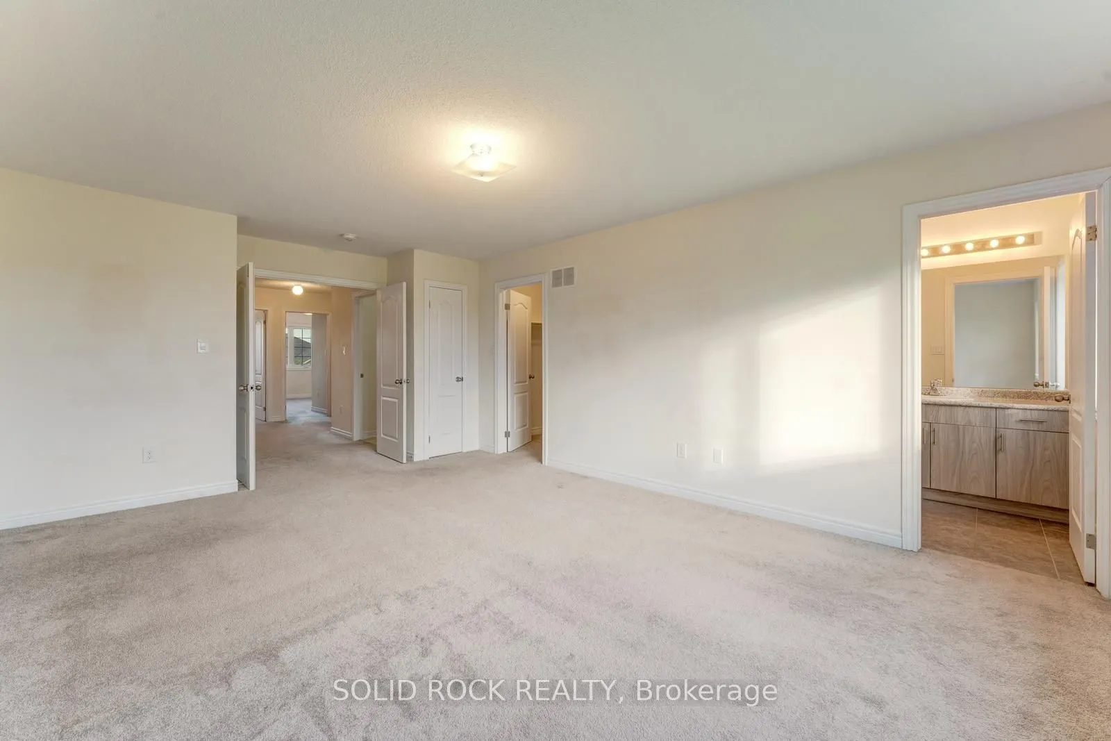 422 Krotz Street W