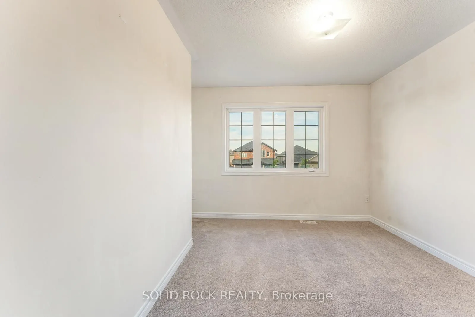 422 Krotz Street W