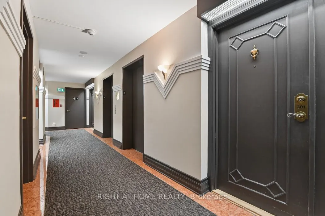 3105 Carling Avenue #302
