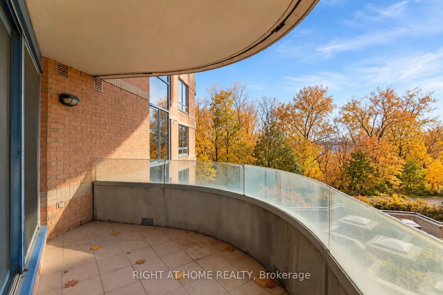 3105 Carling Avenue #302