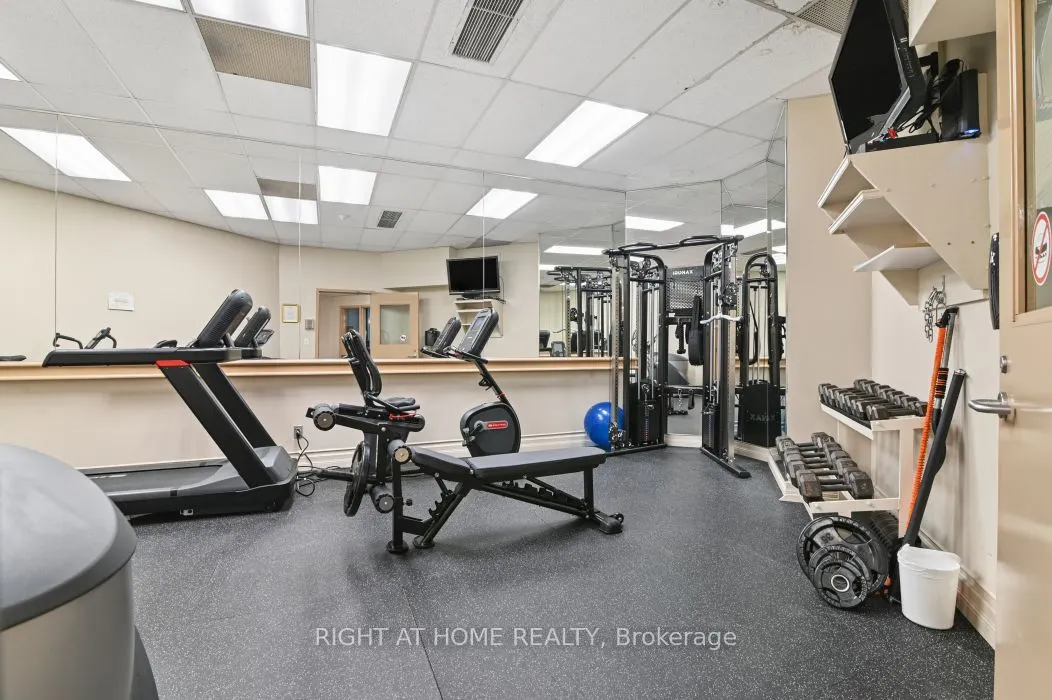 3105 Carling Avenue #302
