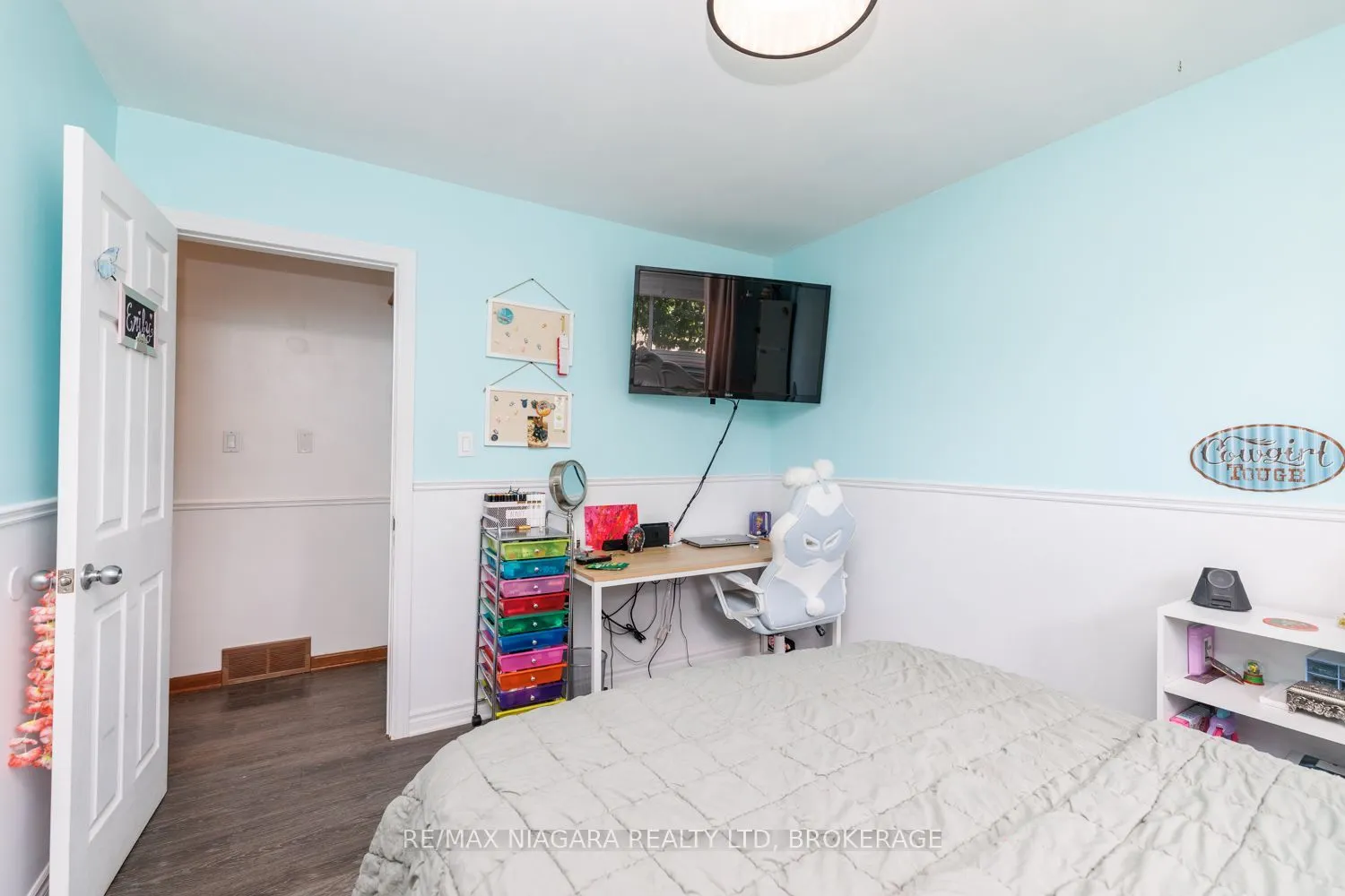 121 Garon Avenue