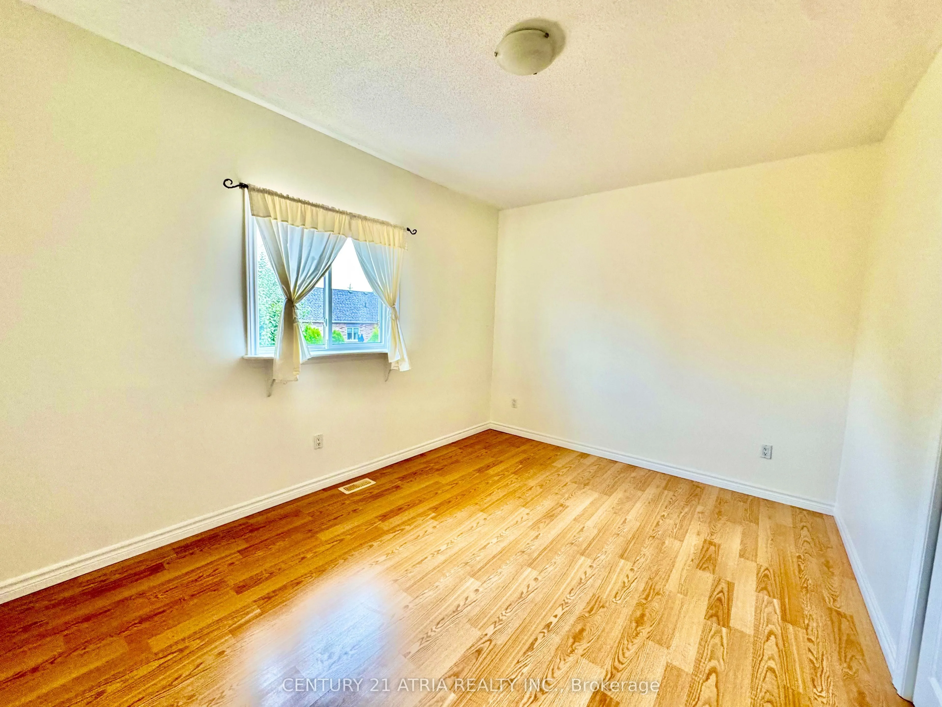 1688 Keppler Crescent