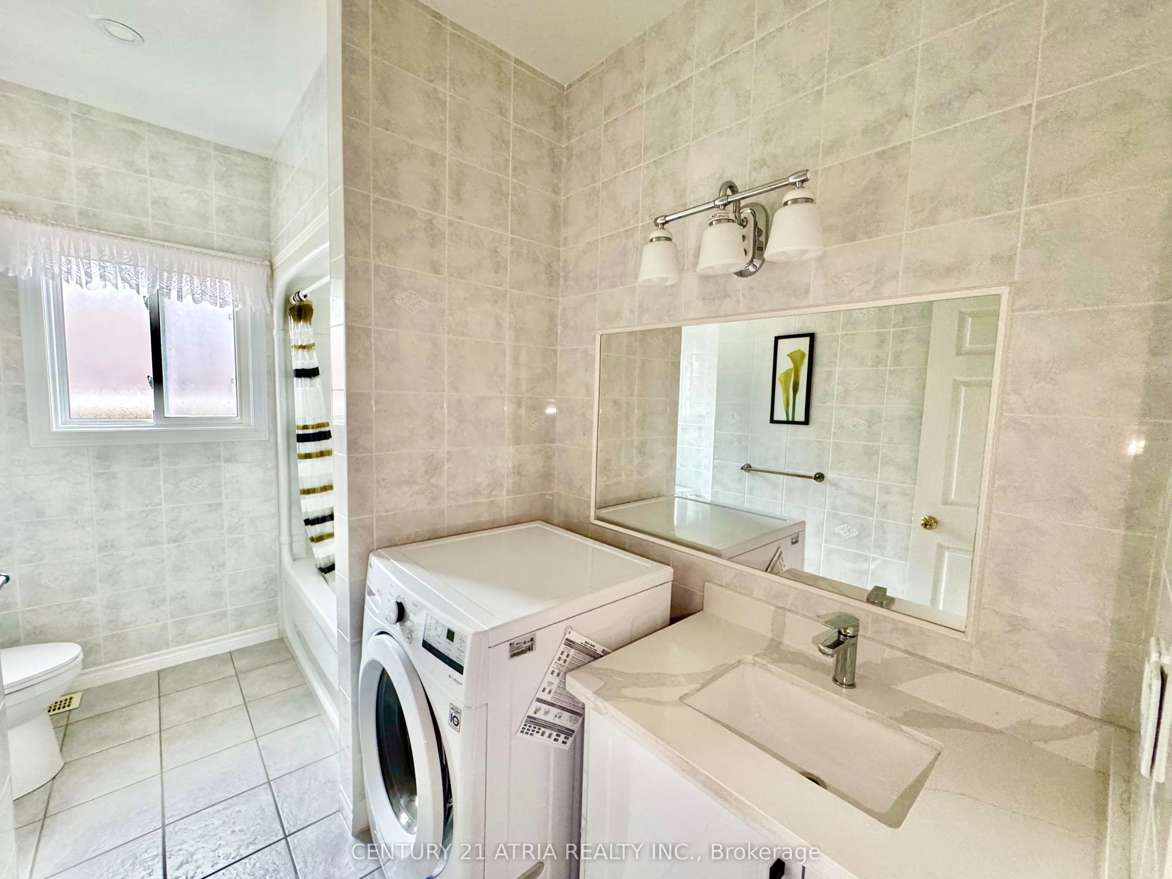 1688 Keppler Crescent