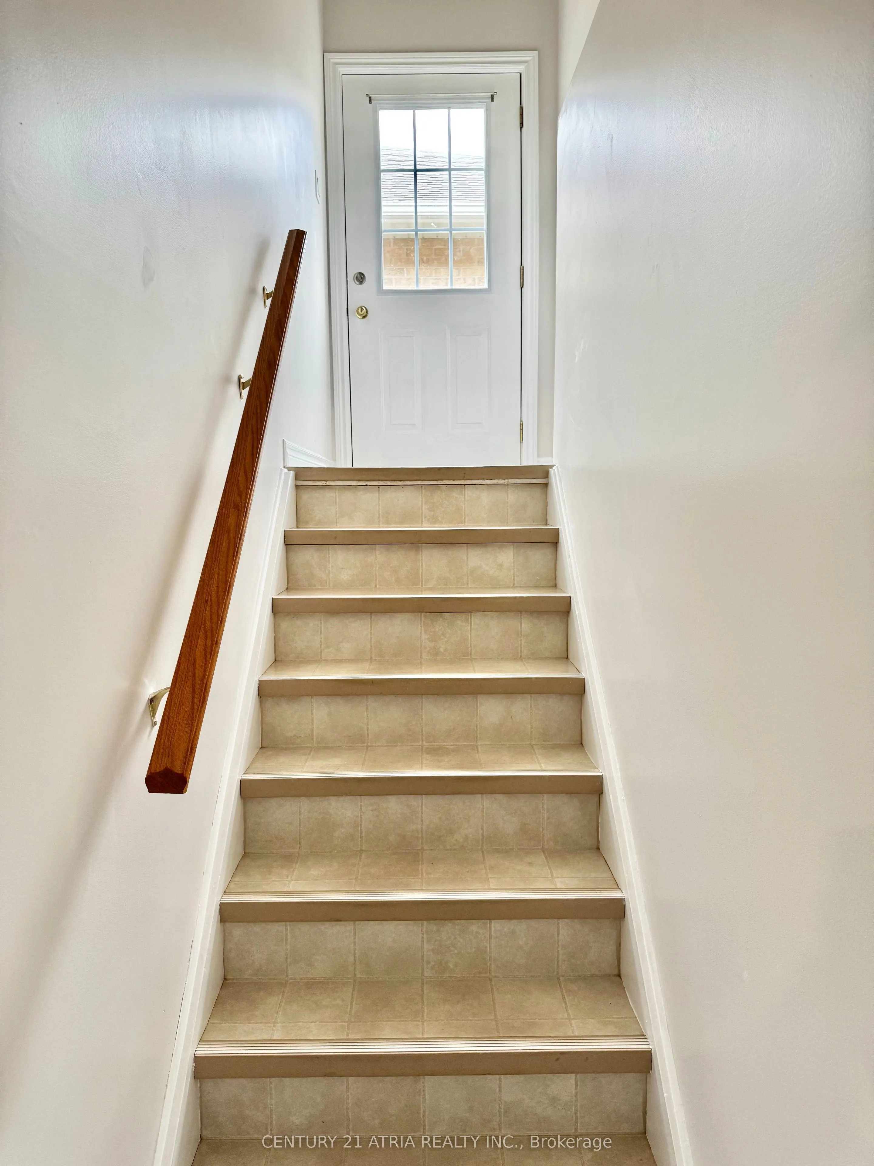 1688 Keppler Crescent