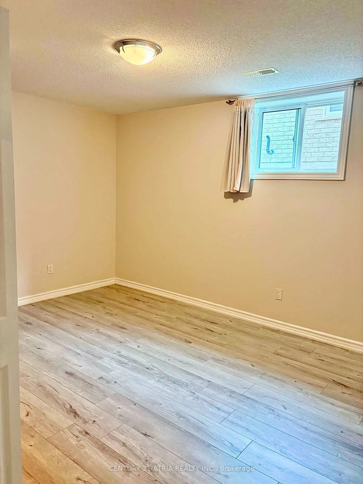 1688 Keppler Crescent