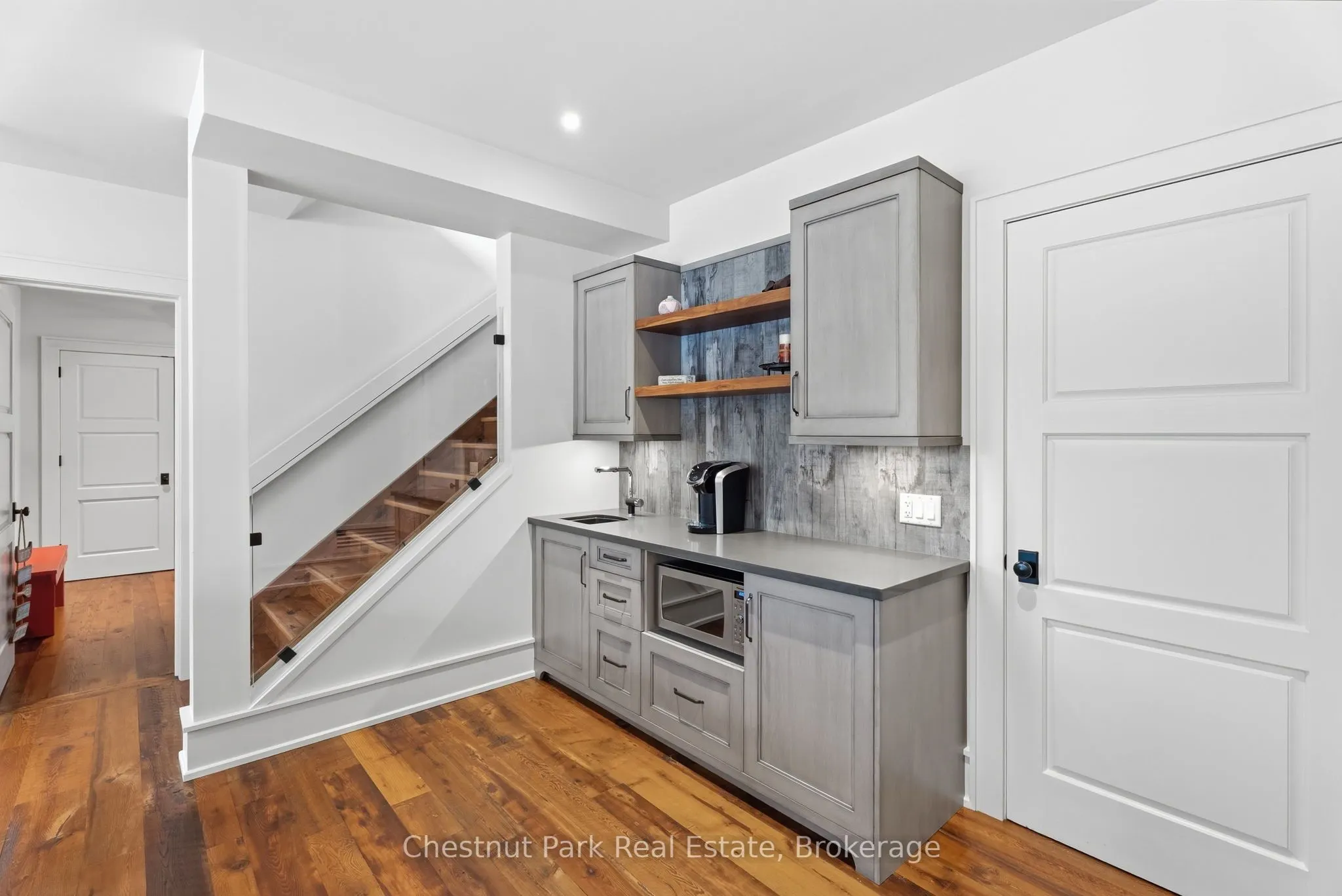 1136 Severn Lane