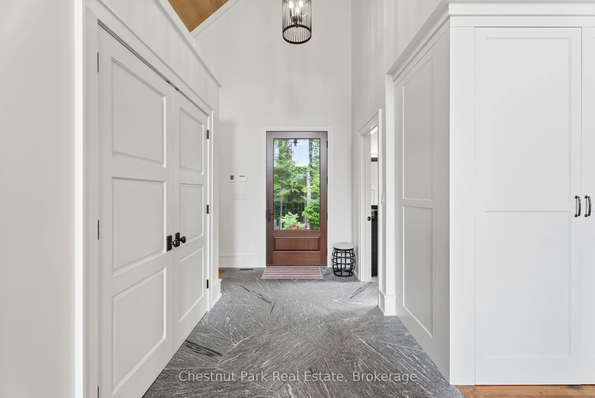 1136 Severn Lane