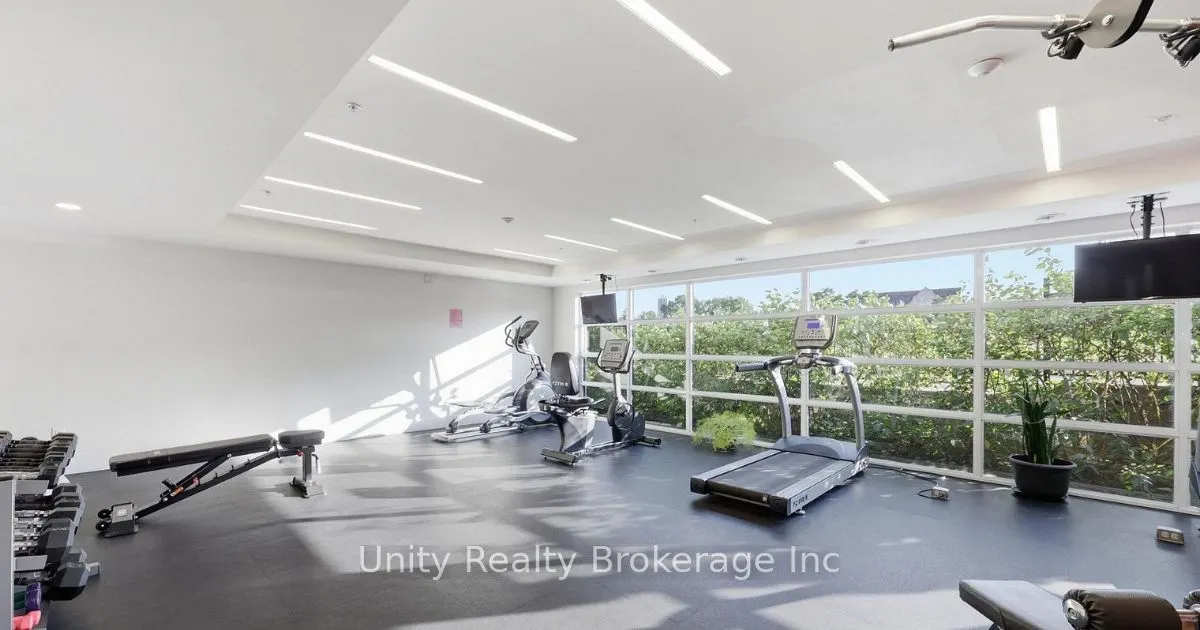 15 Prince Albert Boulevard #312