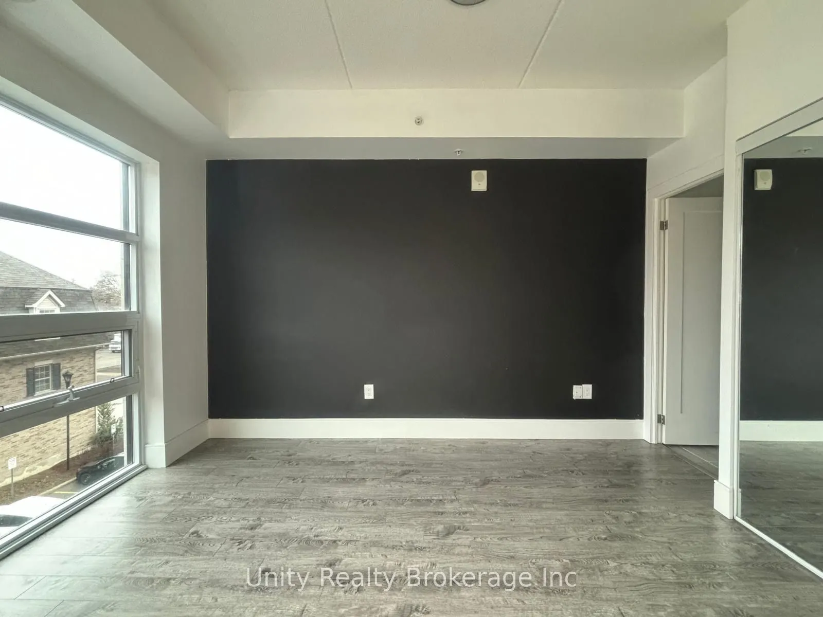 15 Prince Albert Boulevard #312