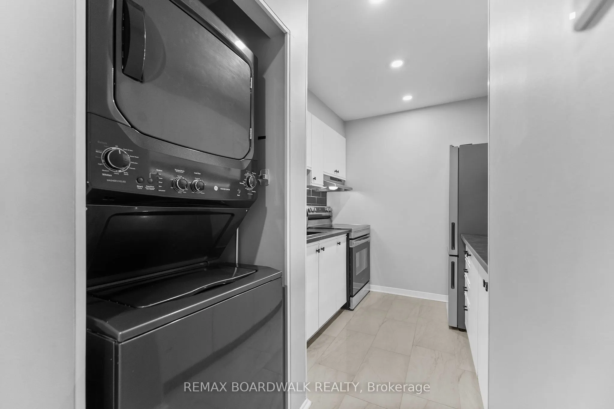 218 Viewmount Drive #308