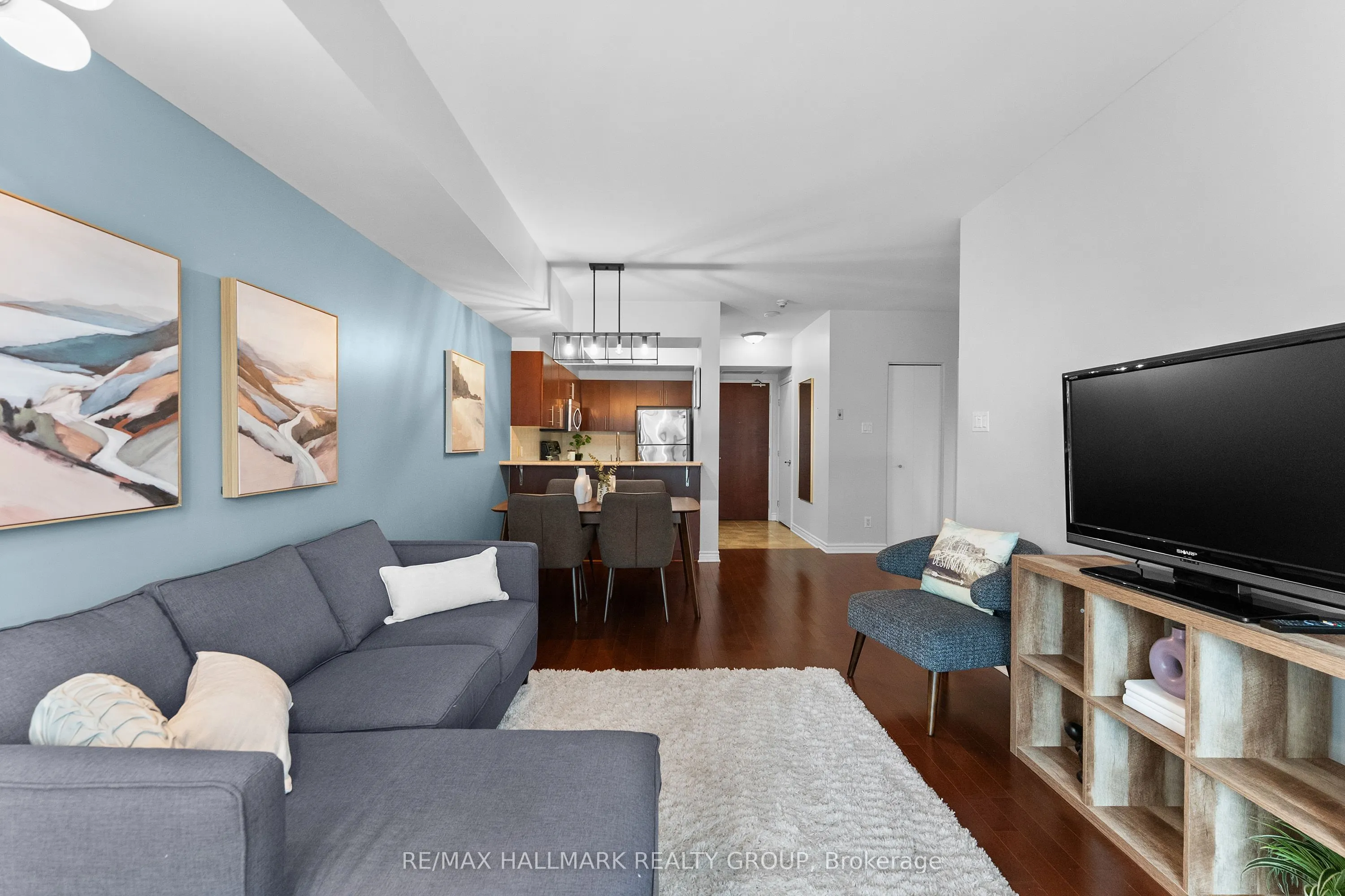 200 Rideau Street #1702