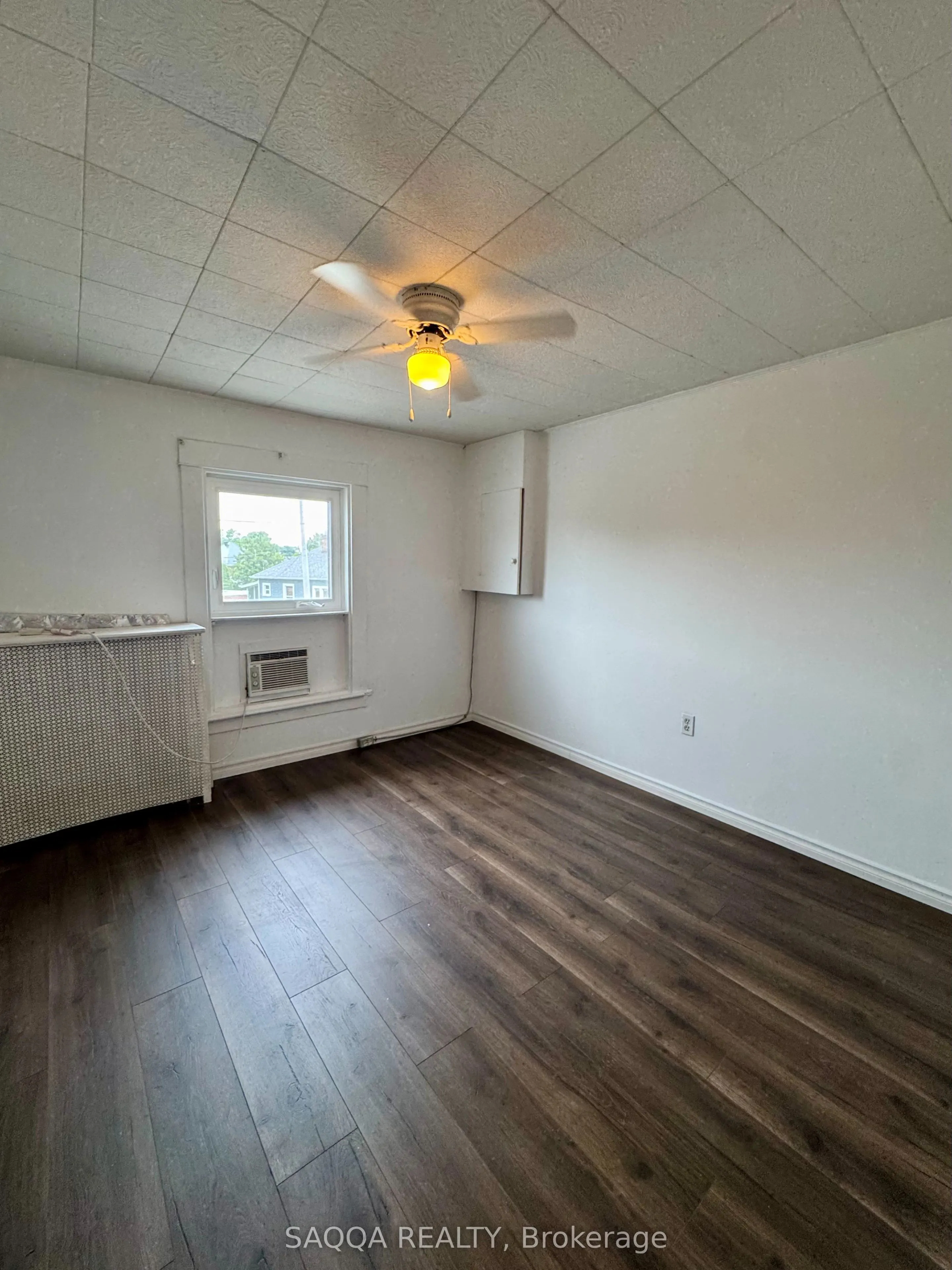 100 Niagara Street #Upper