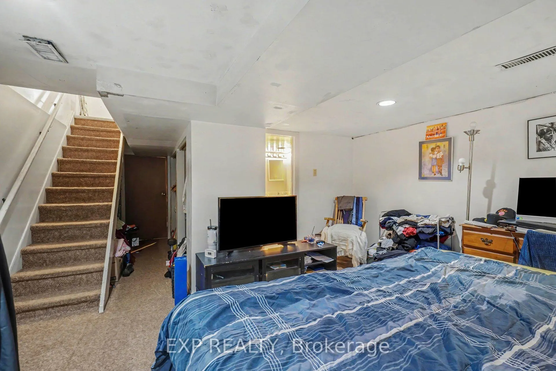 107 Hopewell Avenue