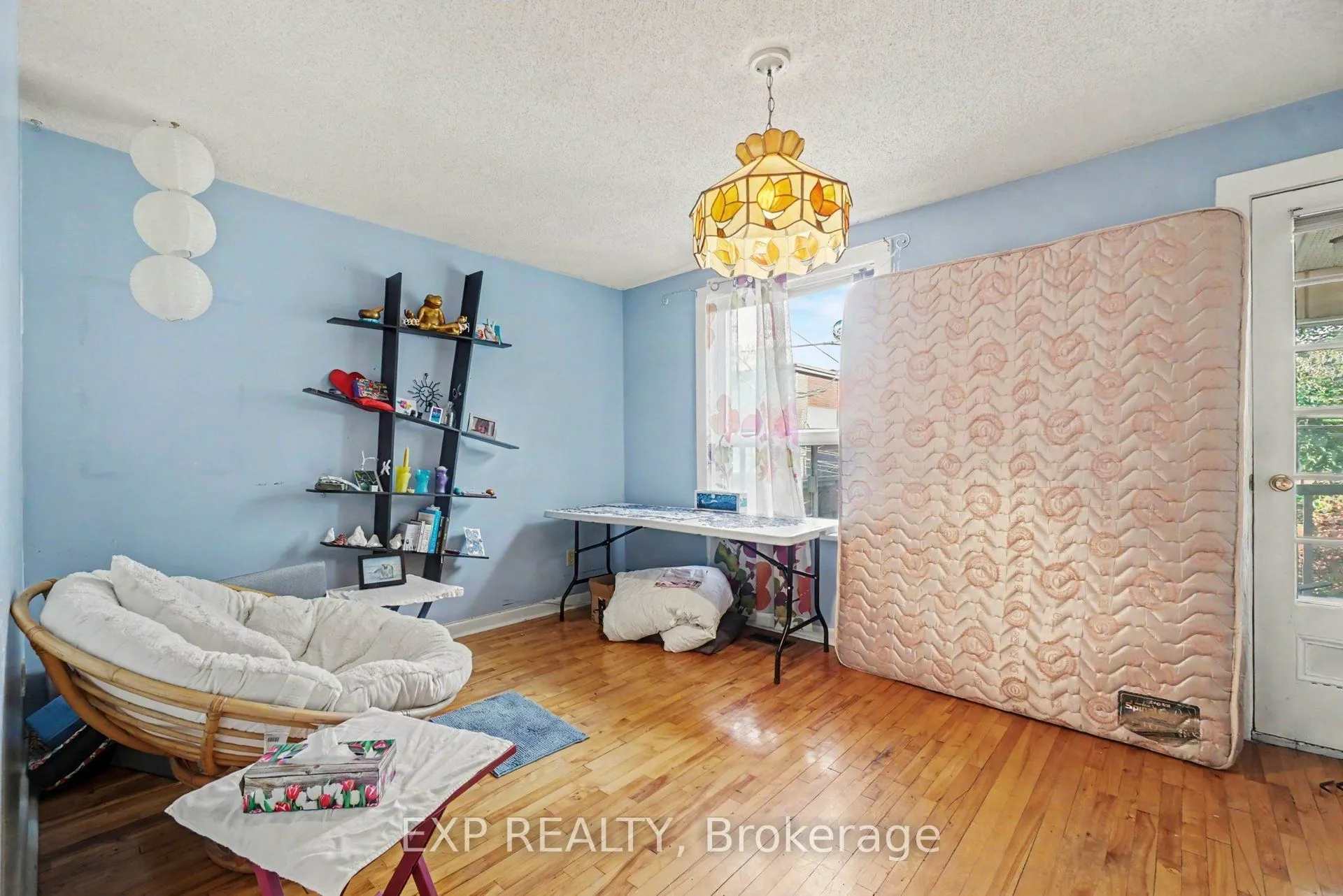 107 Hopewell Avenue