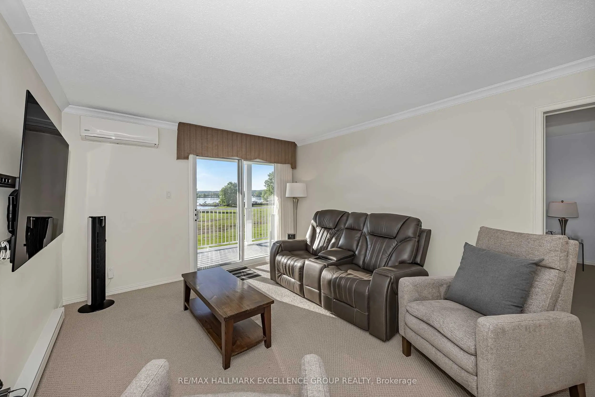 216 Edwards Street #4A