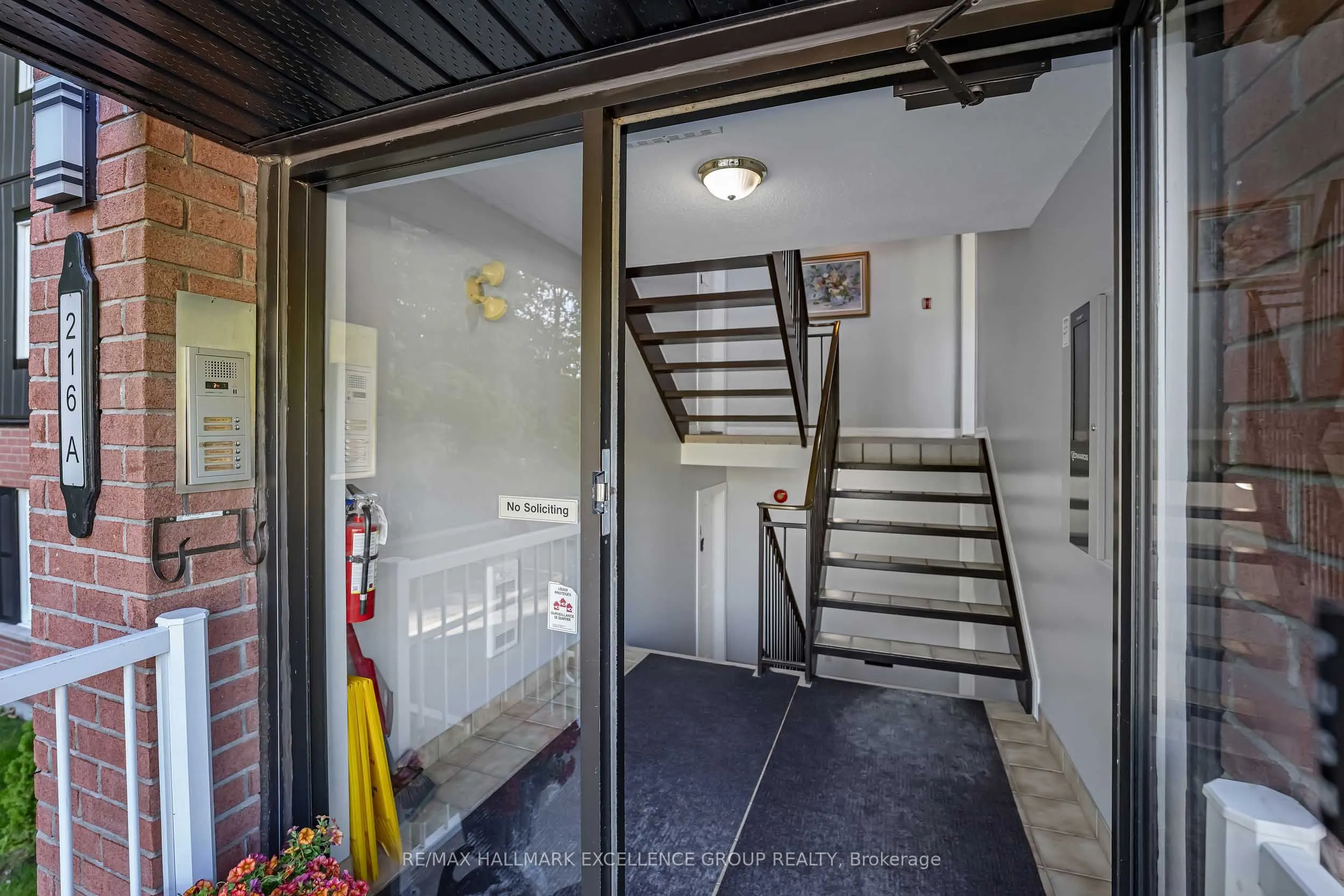 216 Edwards Street #4A