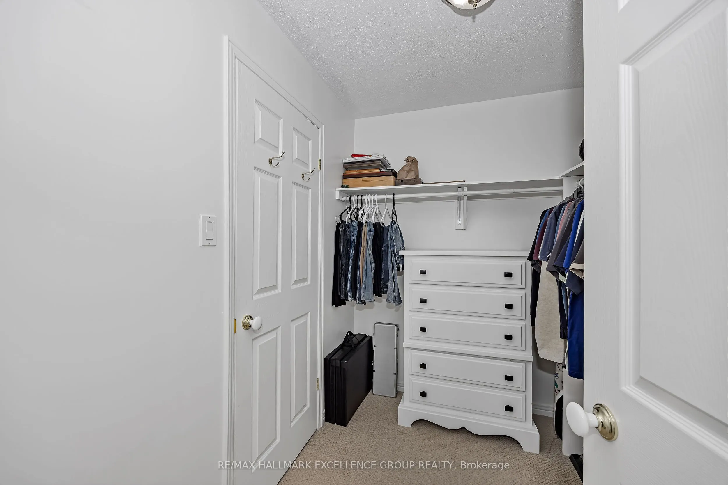 216 Edwards Street #4A
