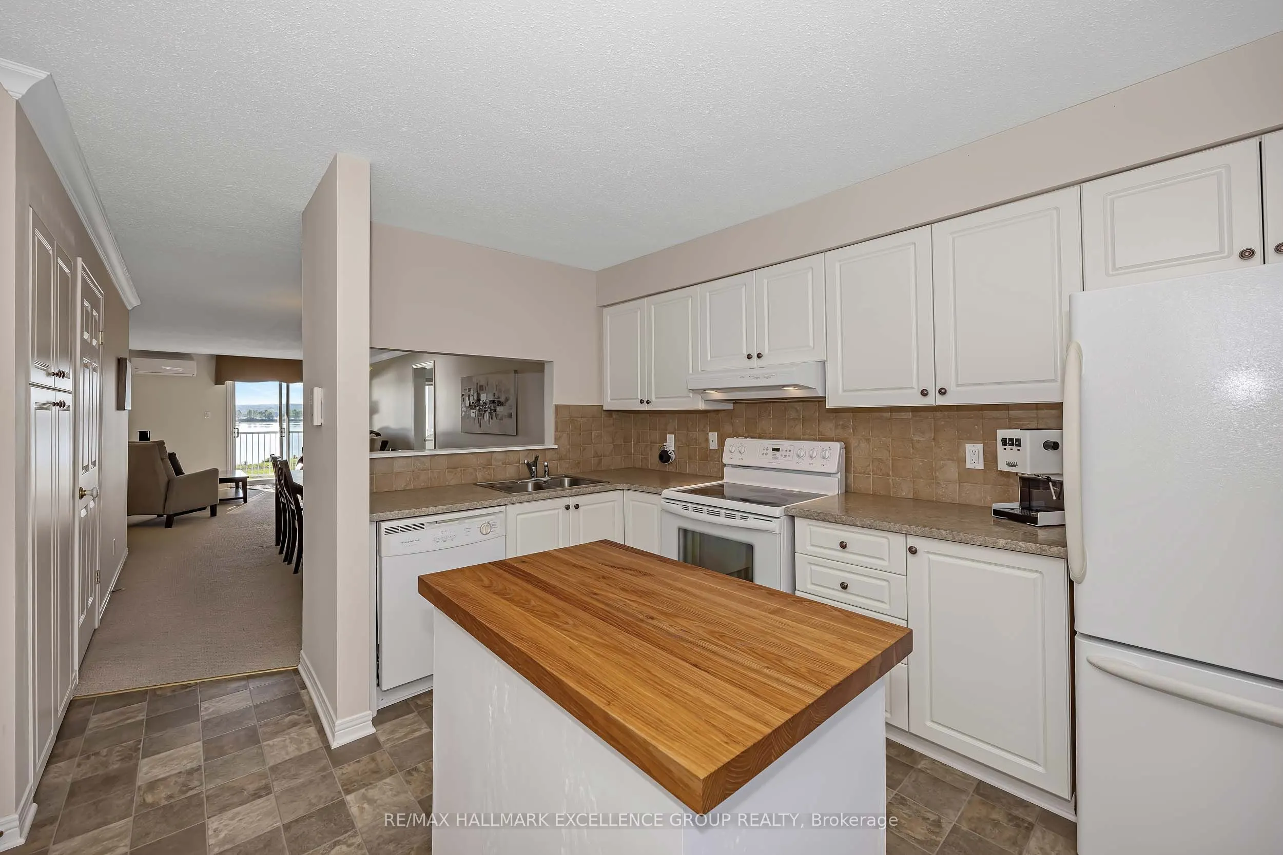 216 Edwards Street #4A
