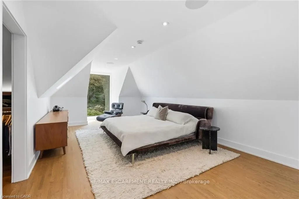 2 Freeman Place