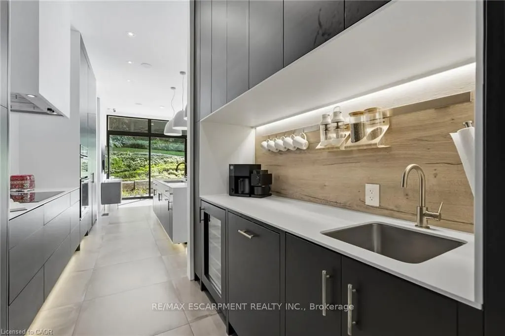 2 Freeman Place