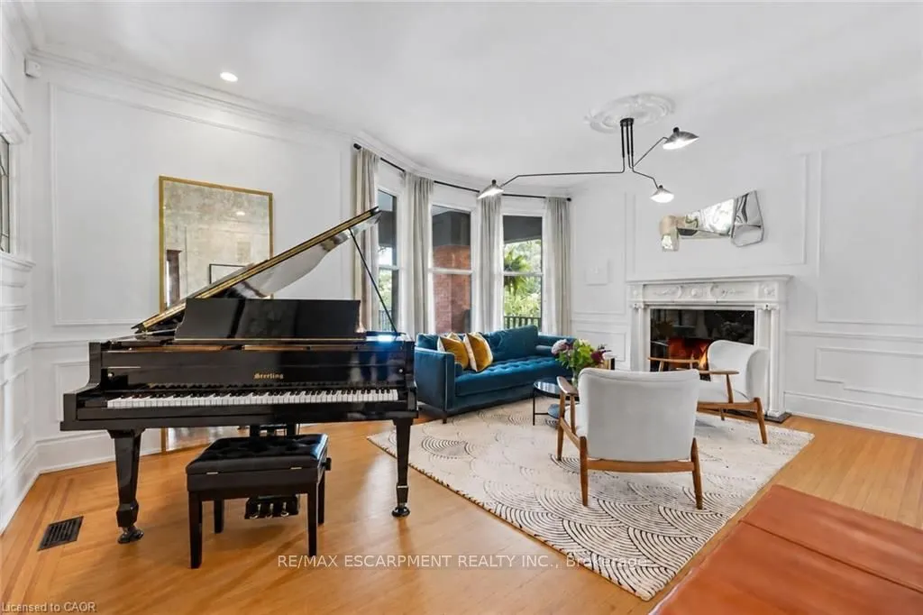 2 Freeman Place