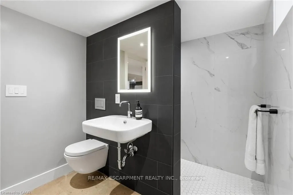 2 Freeman Place