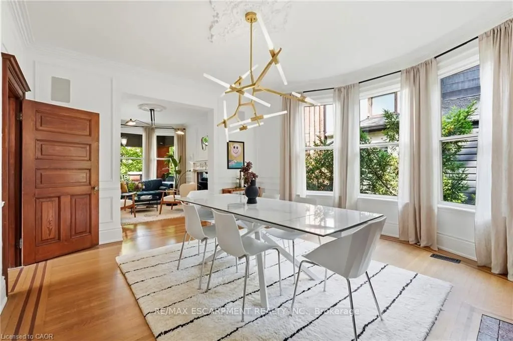 2 Freeman Place