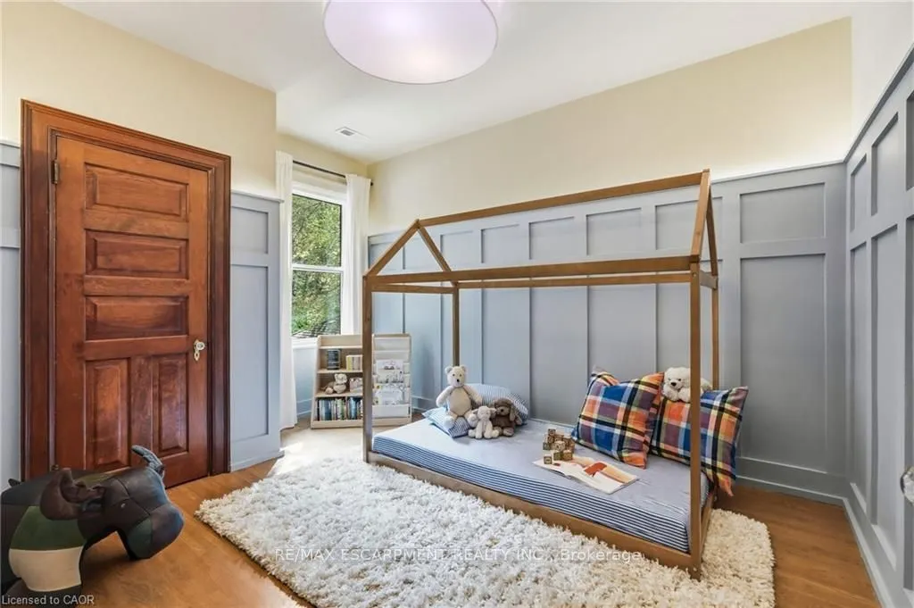 2 Freeman Place