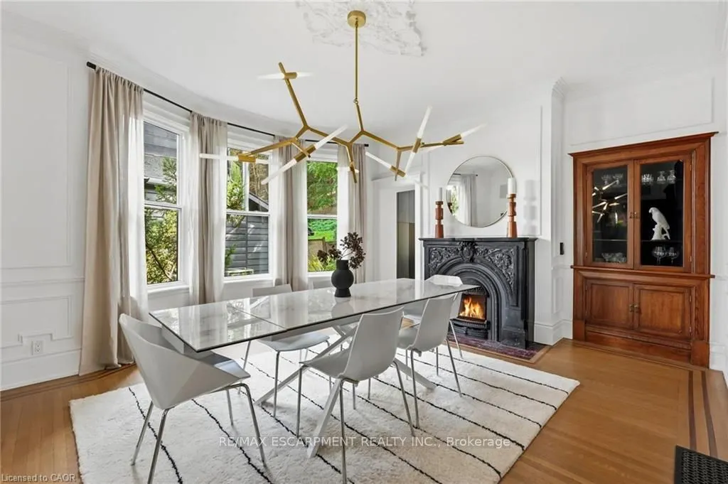 2 Freeman Place
