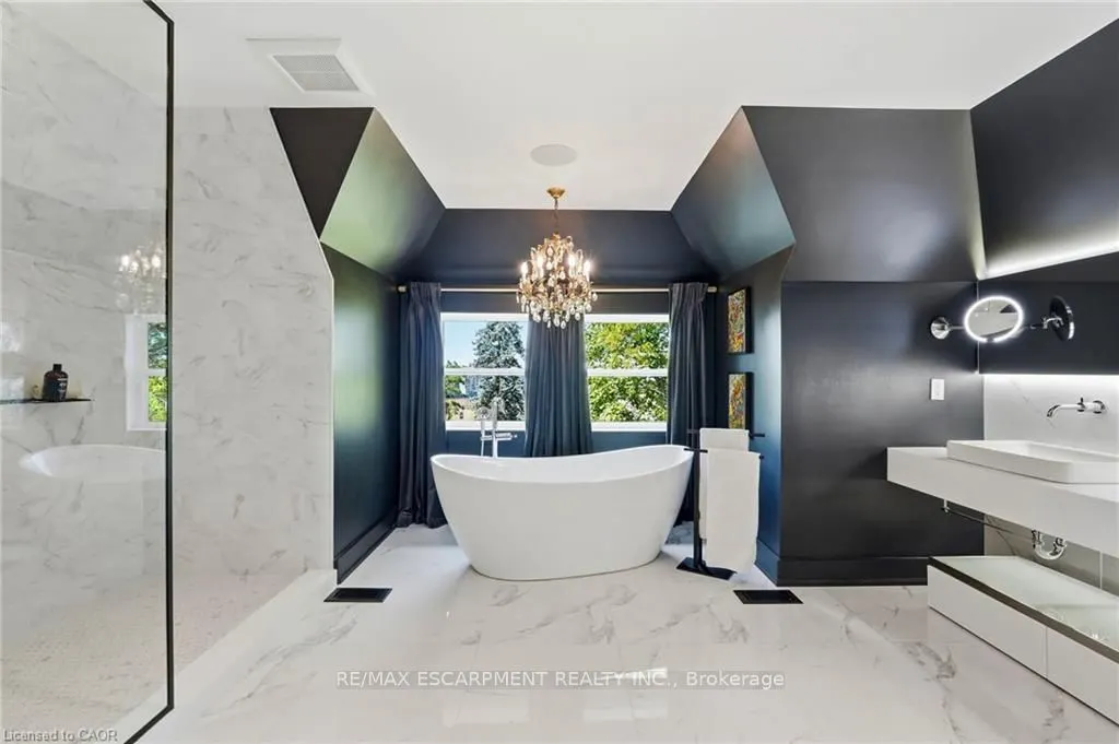 2 Freeman Place