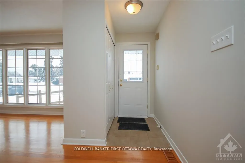 74 HILLIARD Avenue