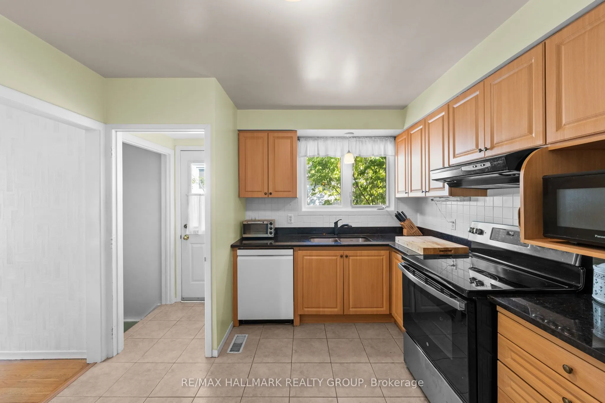 29 Wylie Avenue