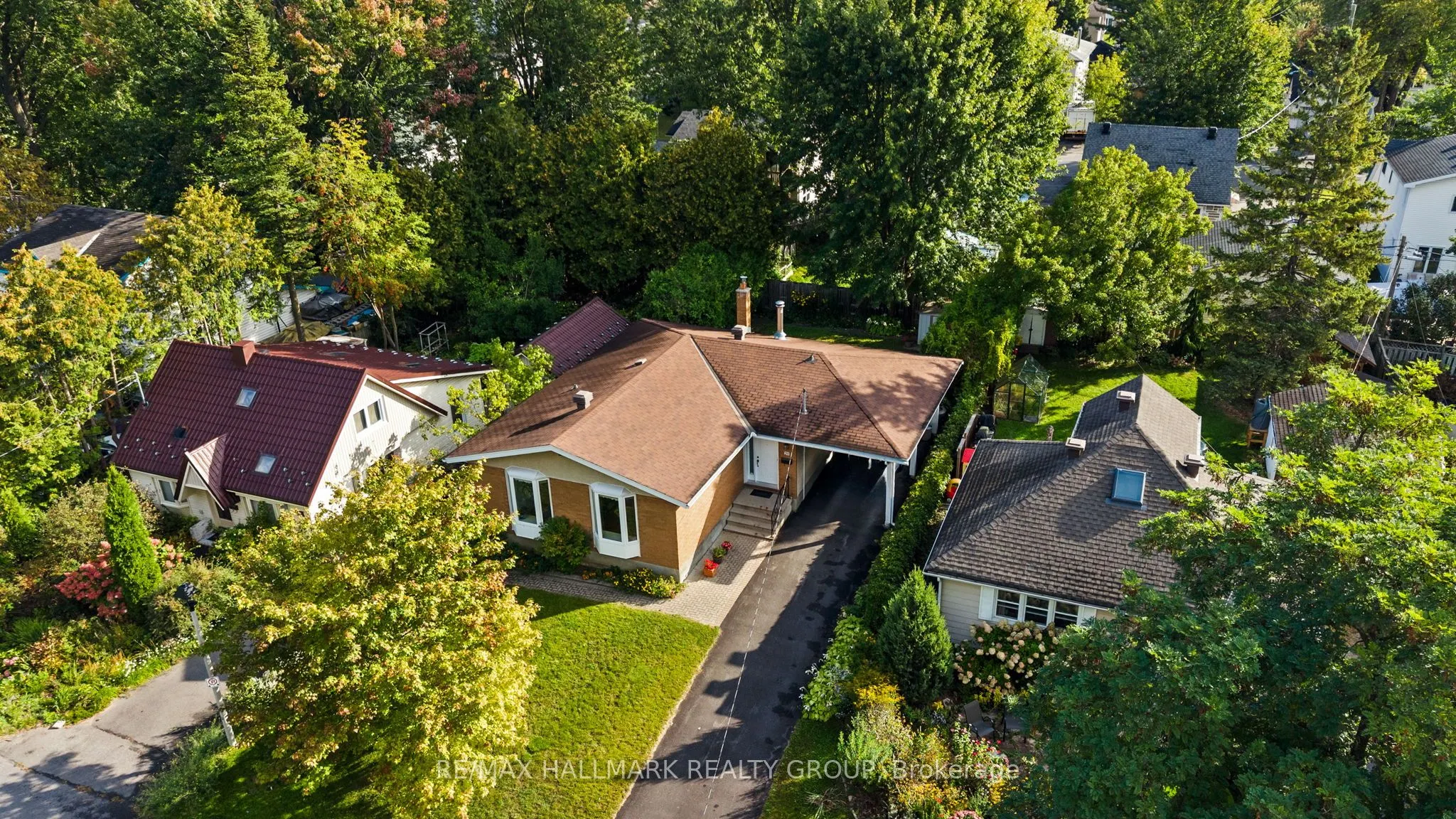 29 Wylie Avenue