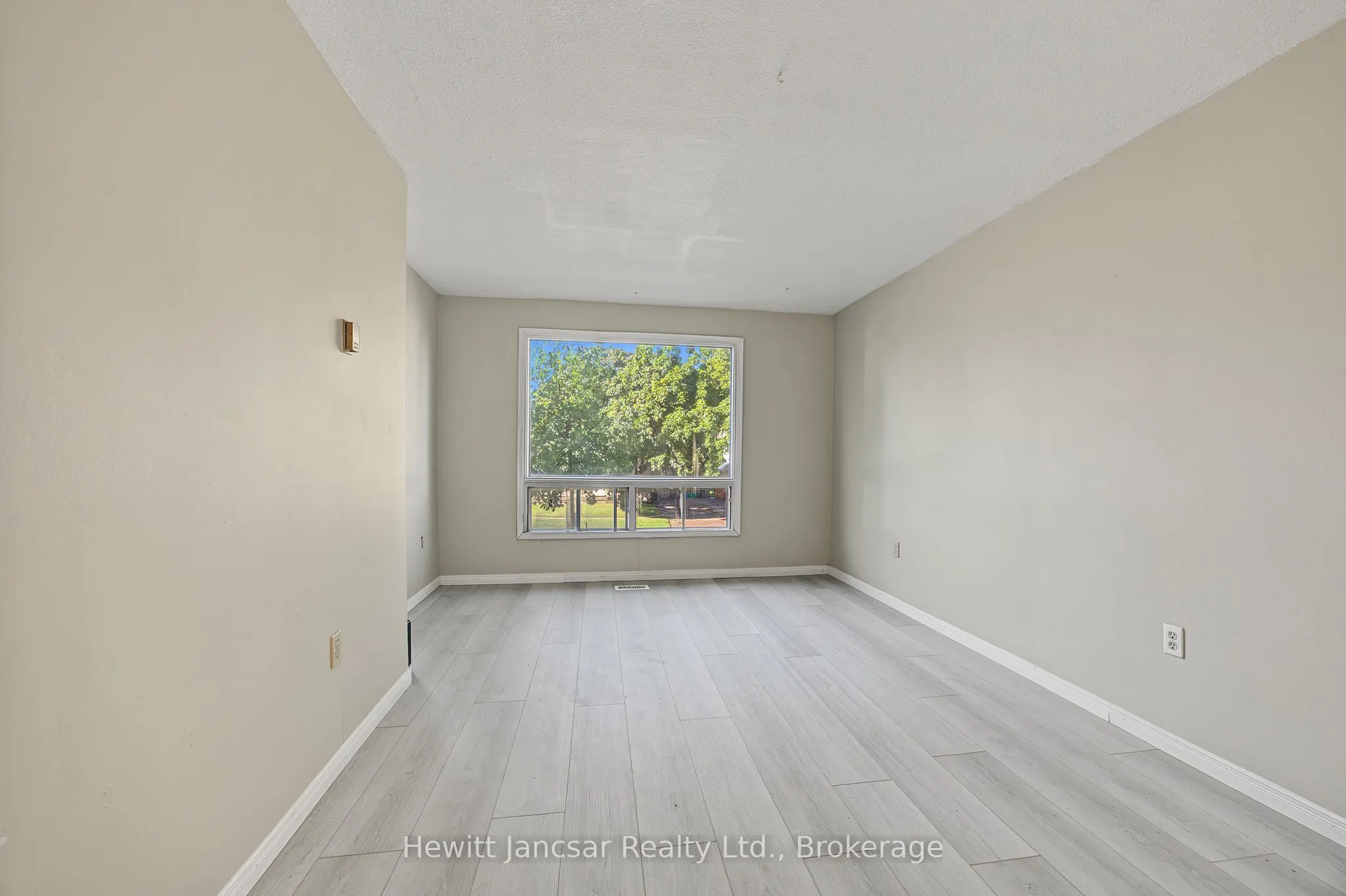 391 Odlum Drive