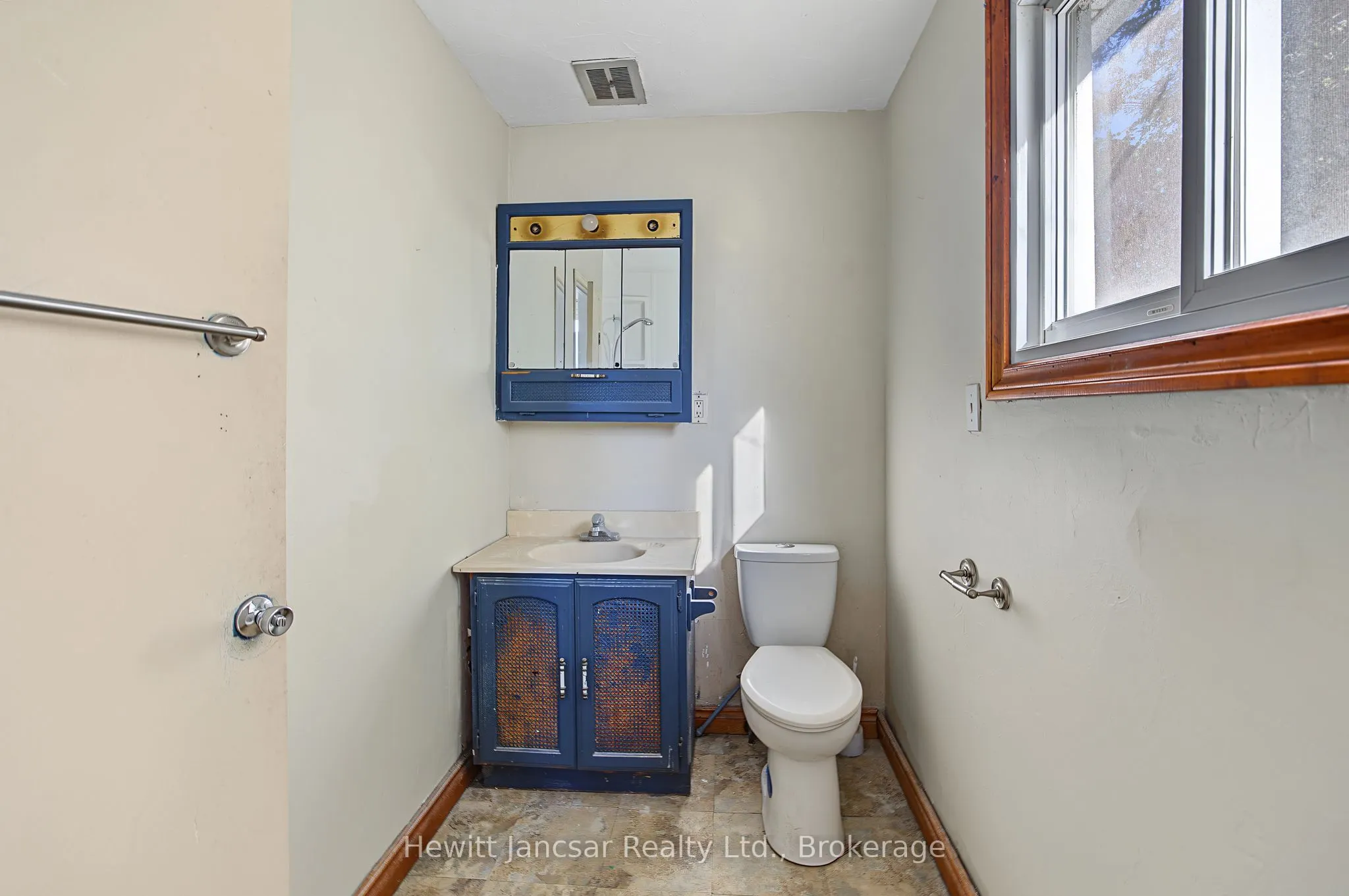 391 Odlum Drive