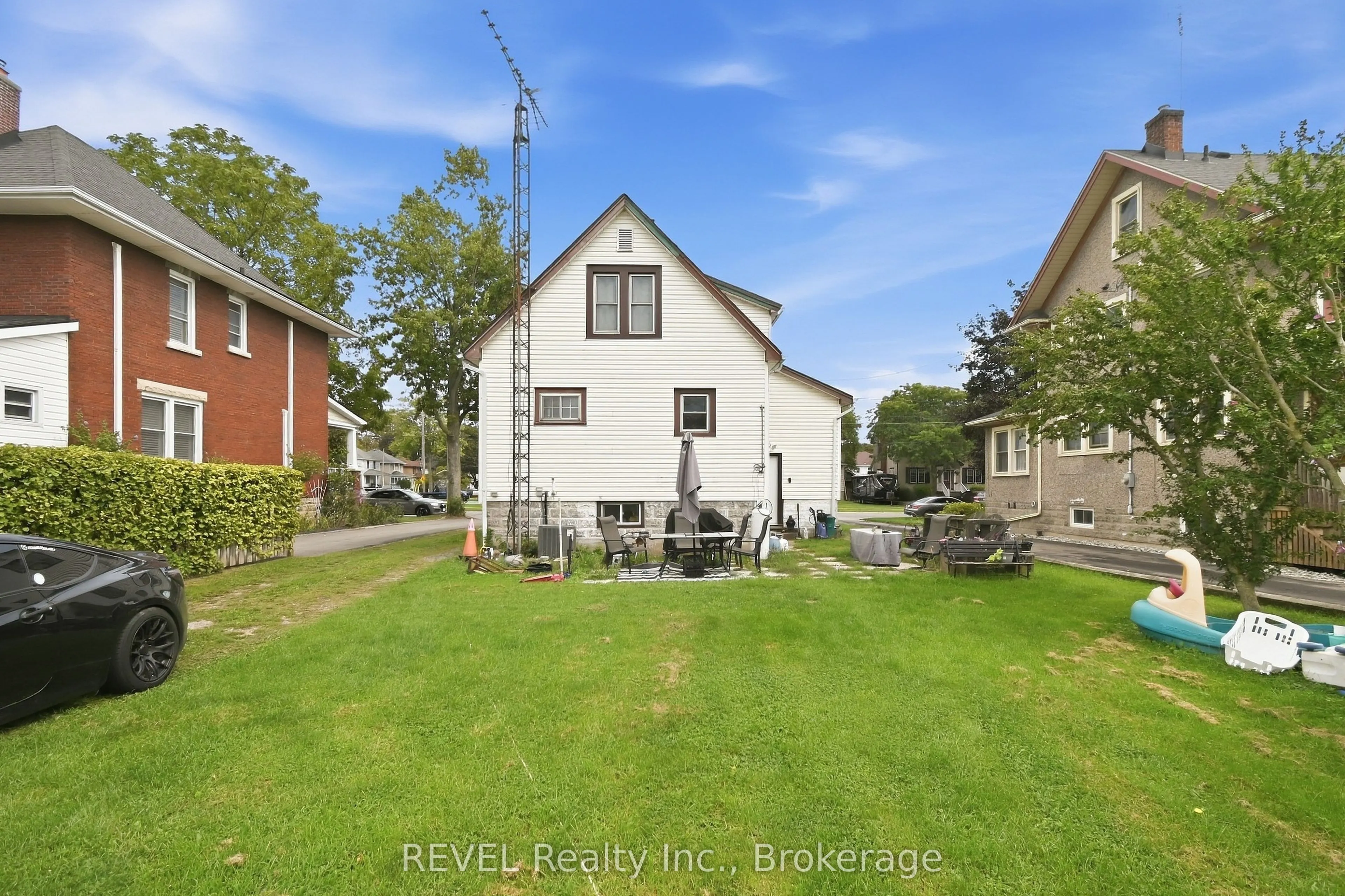 116 Steele Street