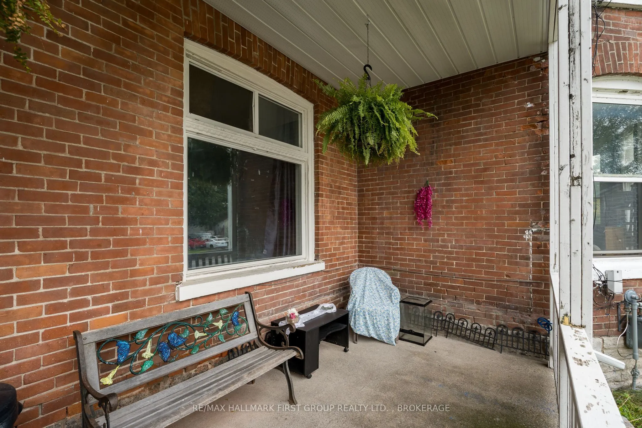 49/51 Bridge Street W